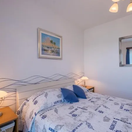 Saulan - One Bedroom With Balcony And Sea View * モルナット